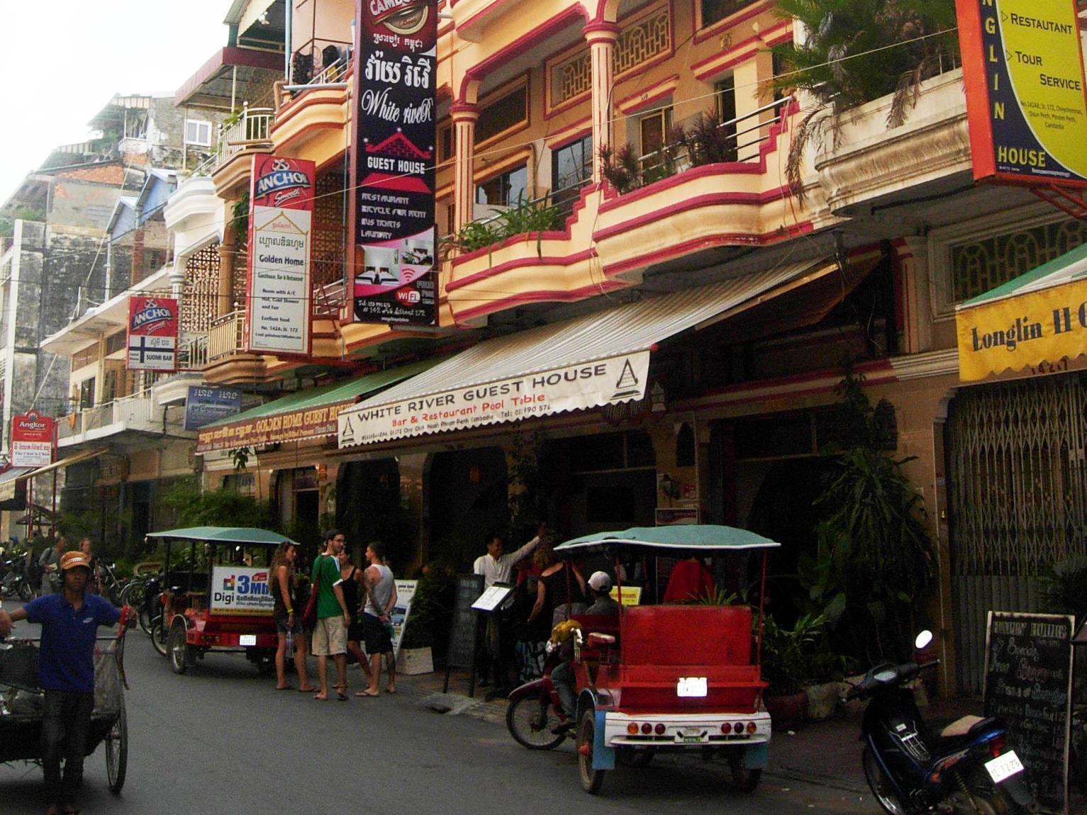 White River II Hostel Phnom Penh Exterior photo